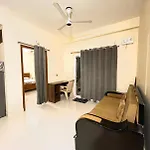 Hnm Home - Fully Furnished 1Bhk Flat With Kitchen